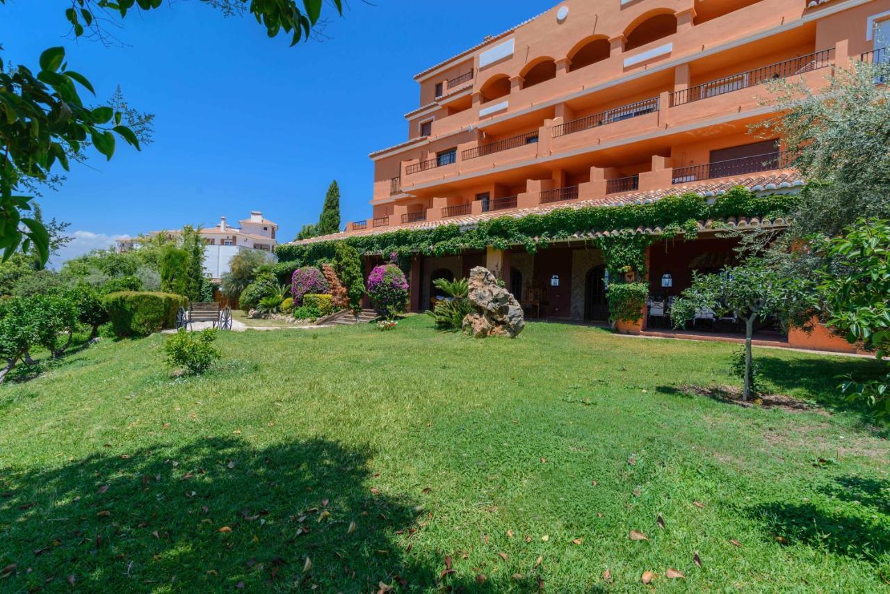 Hotel Rural Sierra Tejeda Alcaucin Exterior photo